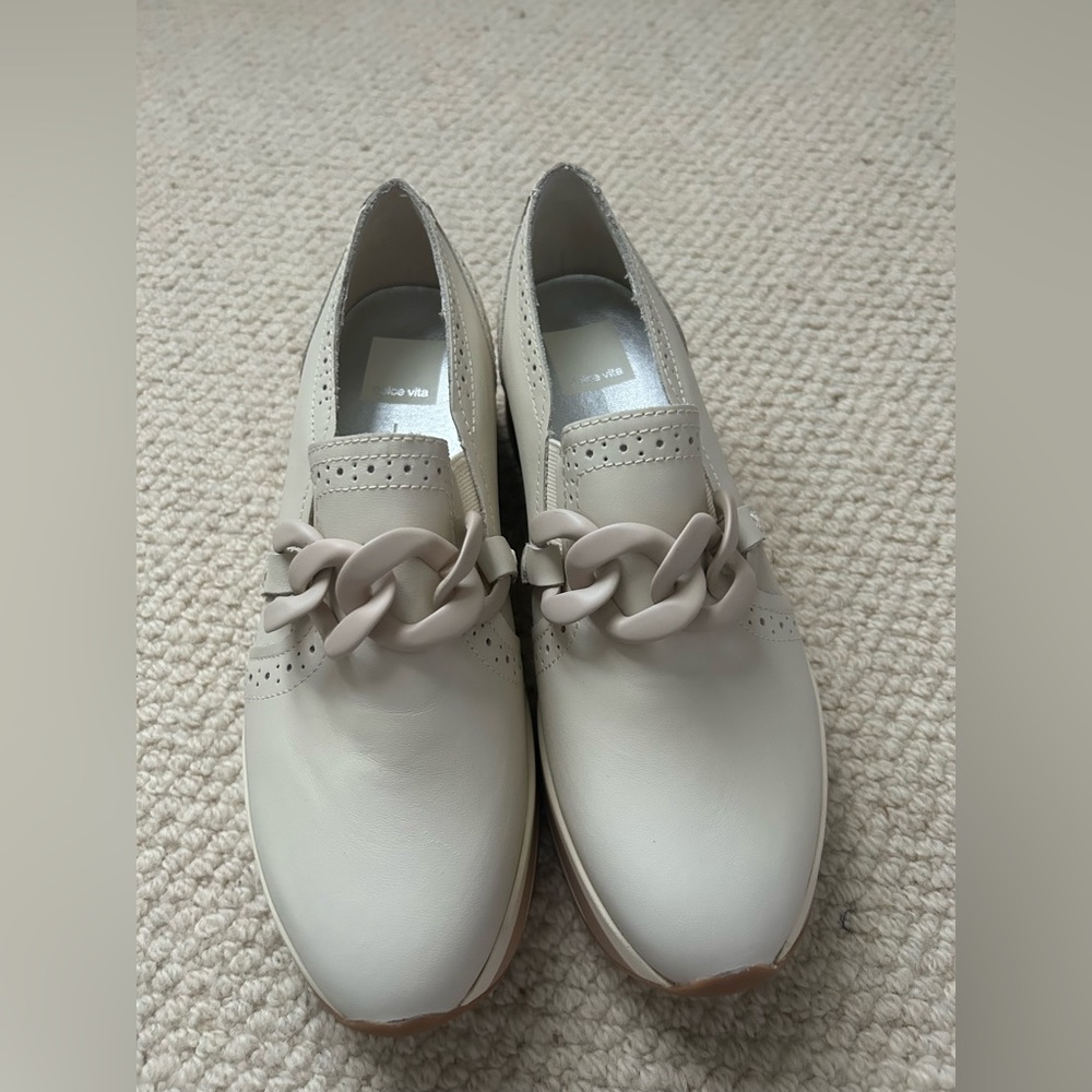 Dolce Vita Jhenee Sneaker